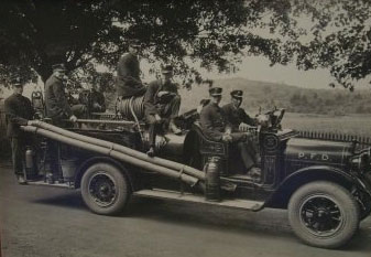 1923 Hale Reo with firefighters
